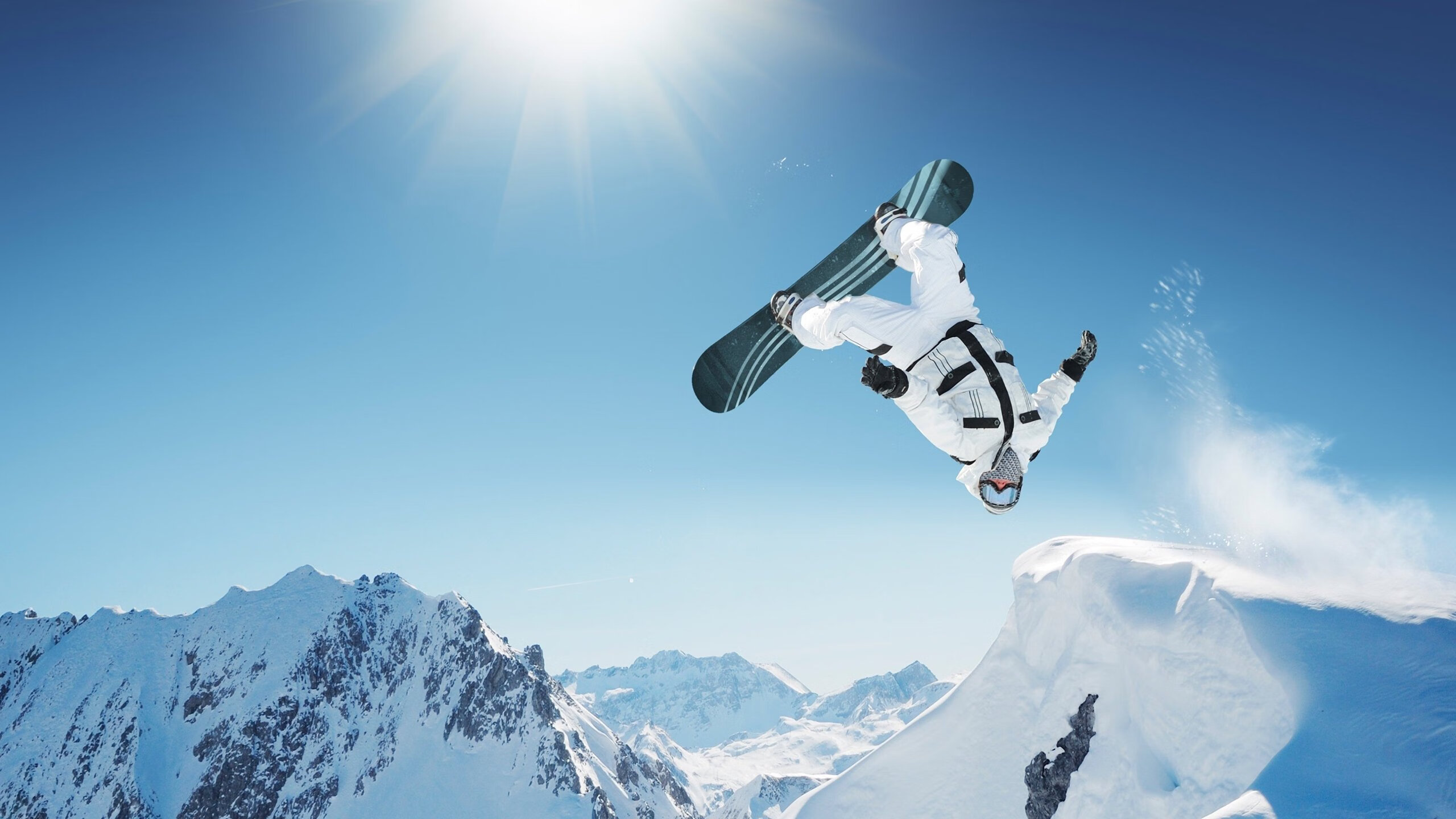 “东安湖体育公园迎来跑酷明星,挑战全新极限”